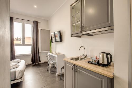 Floor 6 Boutique Rooms By Dot Suites Gasthof 3*