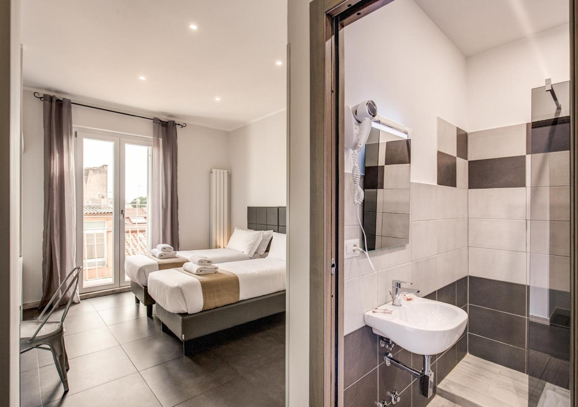 Floor 6 Boutique Rooms By Dot Suites Gasthof 3*
