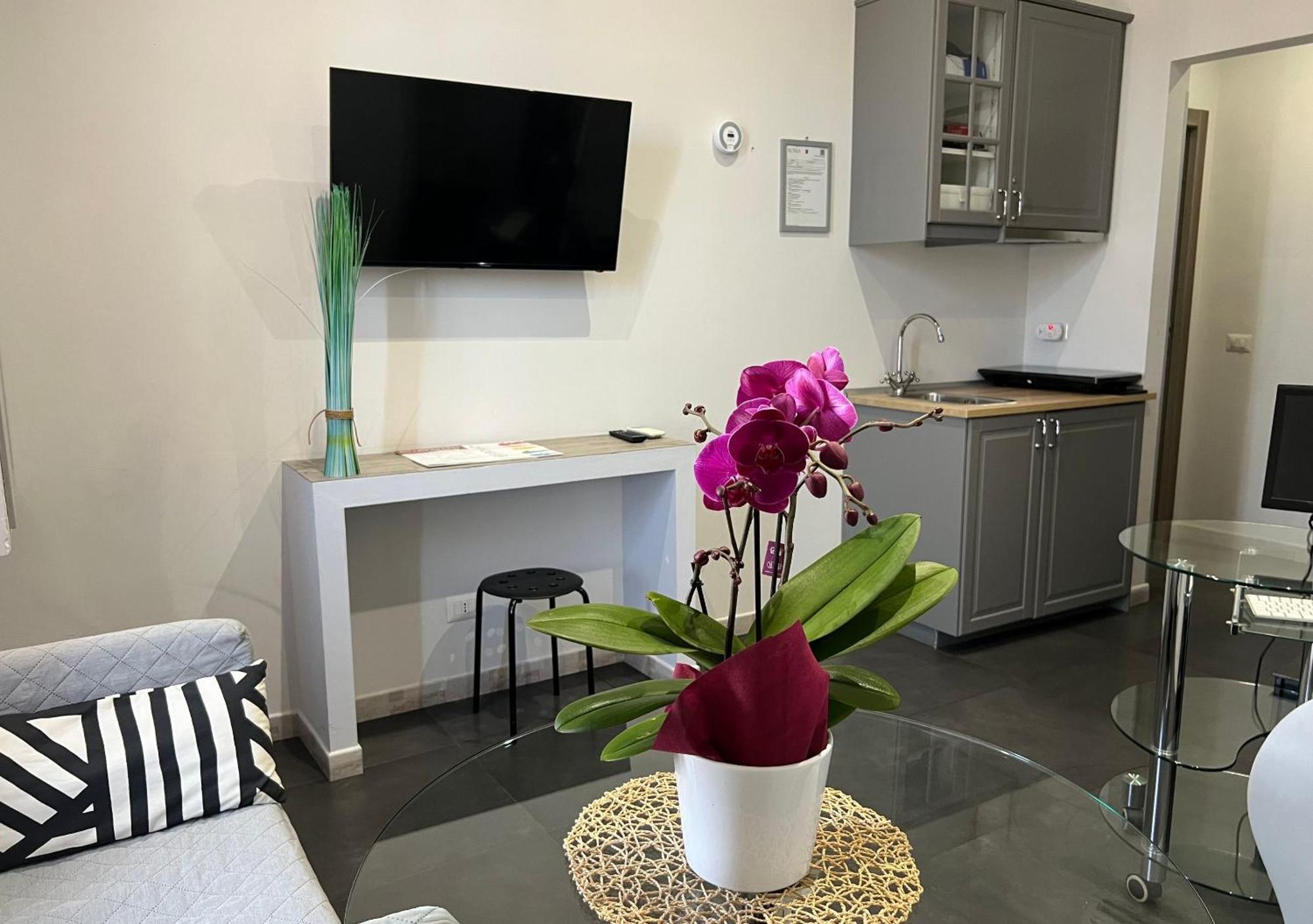 Floor 6 Boutique Rooms By Dot Suites Rom