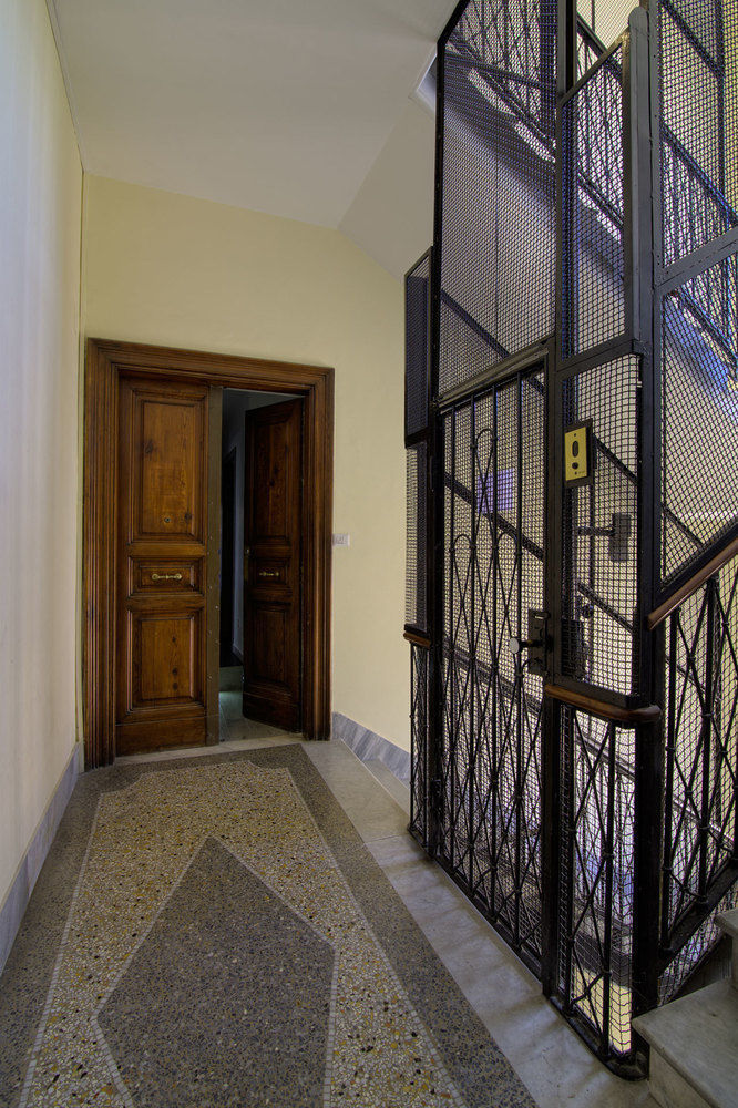 Floor 6 Boutique Rooms By Dot Suites Rom